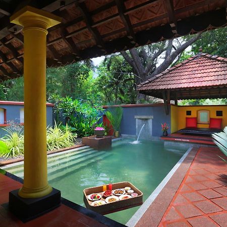 Taj Kumarakom Resort And Spa Kerala מראה חיצוני תמונה