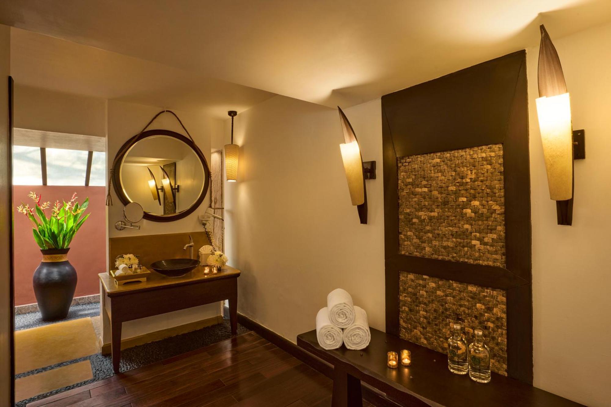Taj Kumarakom Resort And Spa Kerala מראה חיצוני תמונה