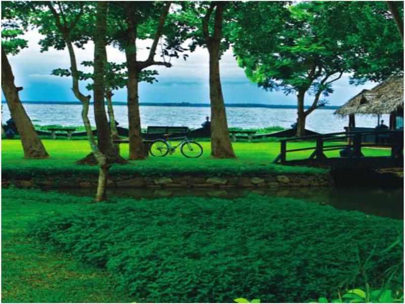 Taj Kumarakom Resort And Spa Kerala מראה חיצוני תמונה